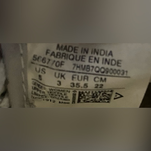 Converse - Picture 4 of 6